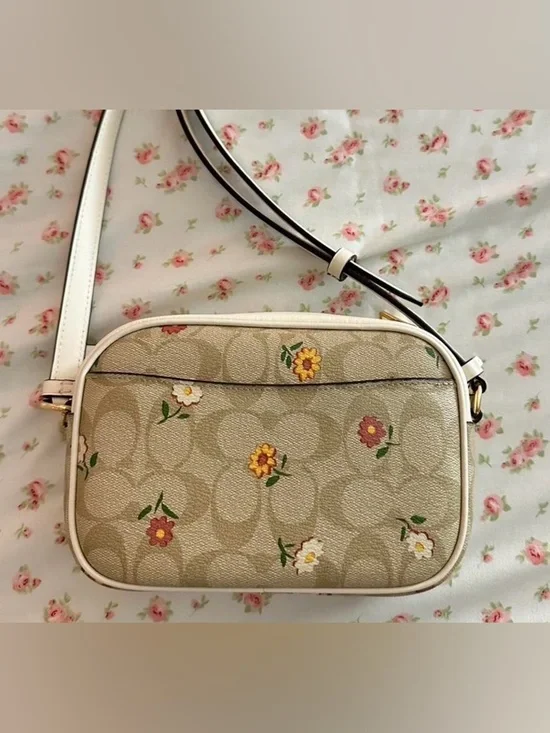 COACH Beige Signature Floral Camera Crossbody - Picture 3 of 8